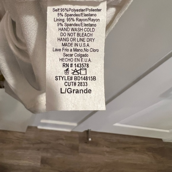 Fashion Nova Magazine Tube Dress - Picture 9 of 9